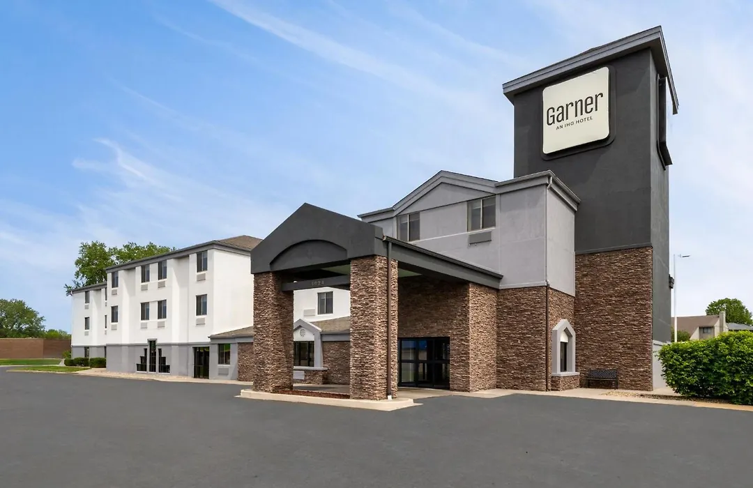 Garner Hotel Topeka West By Ihg-1