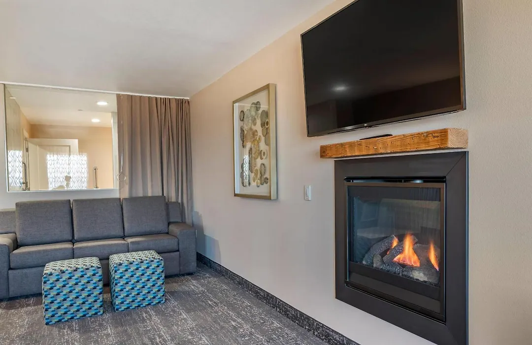 Lincoln Sands Oceanfront Resort, An Ascend Collection Hotel-1