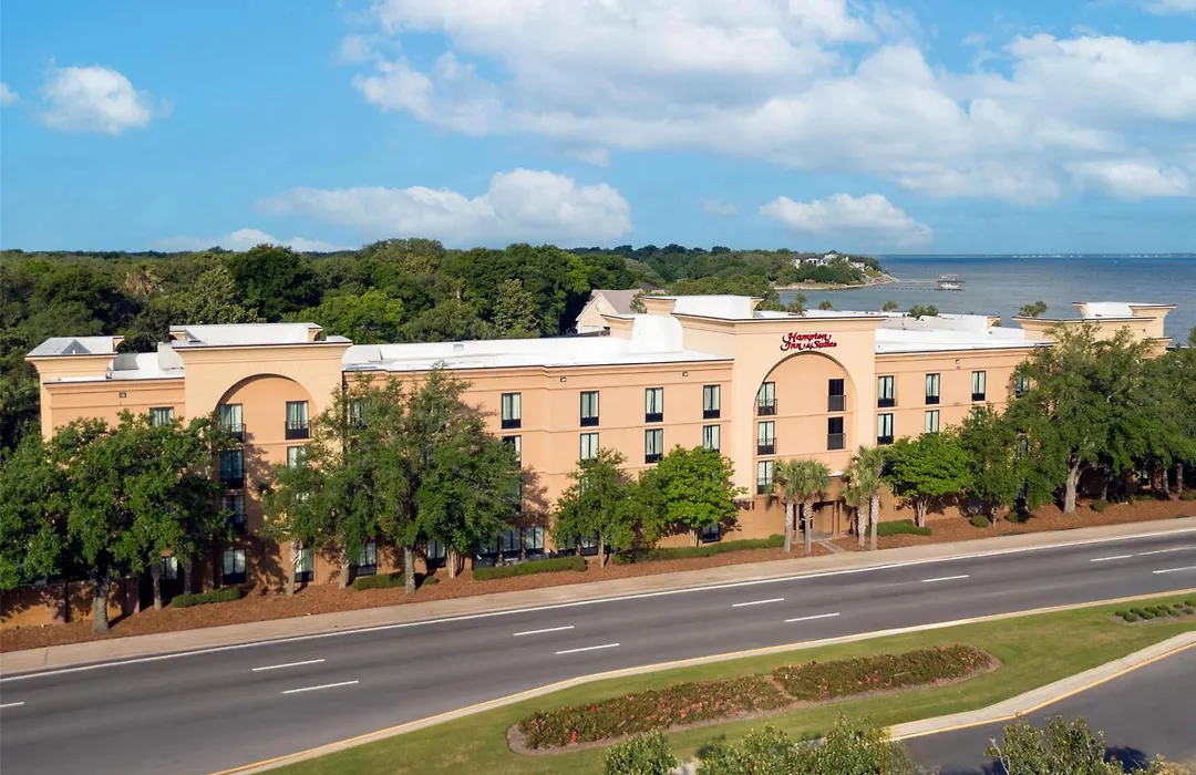 Hampton Inn & Suites Pensacola/Gulf Breeze-1