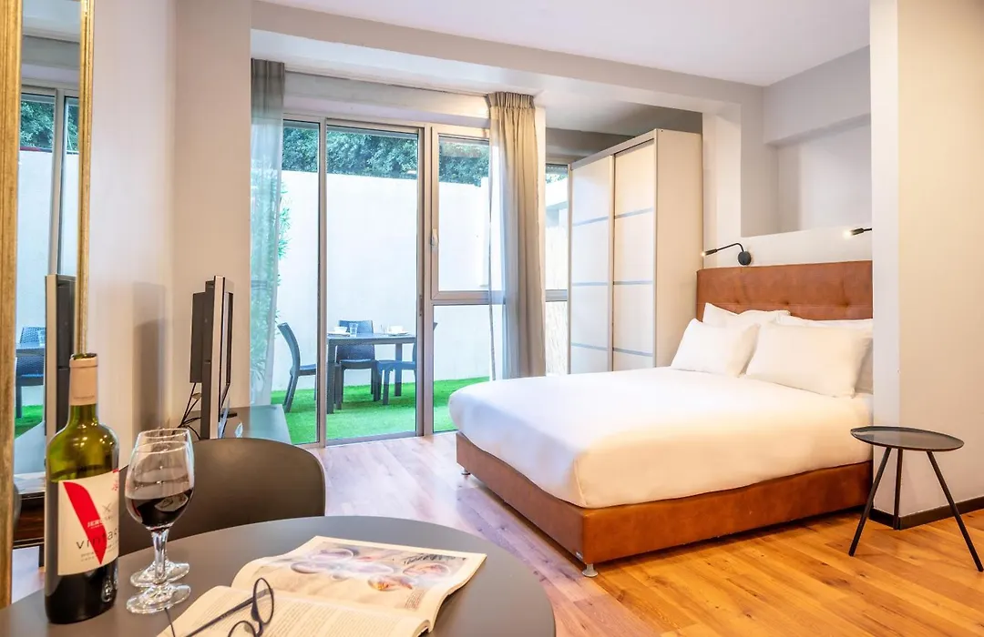 Sea Land Suites - By Echo Hotels-1