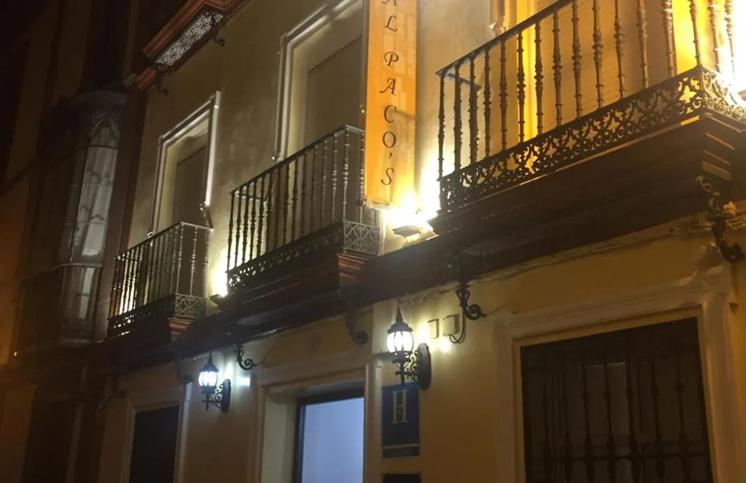 Hostal Paco'S-1