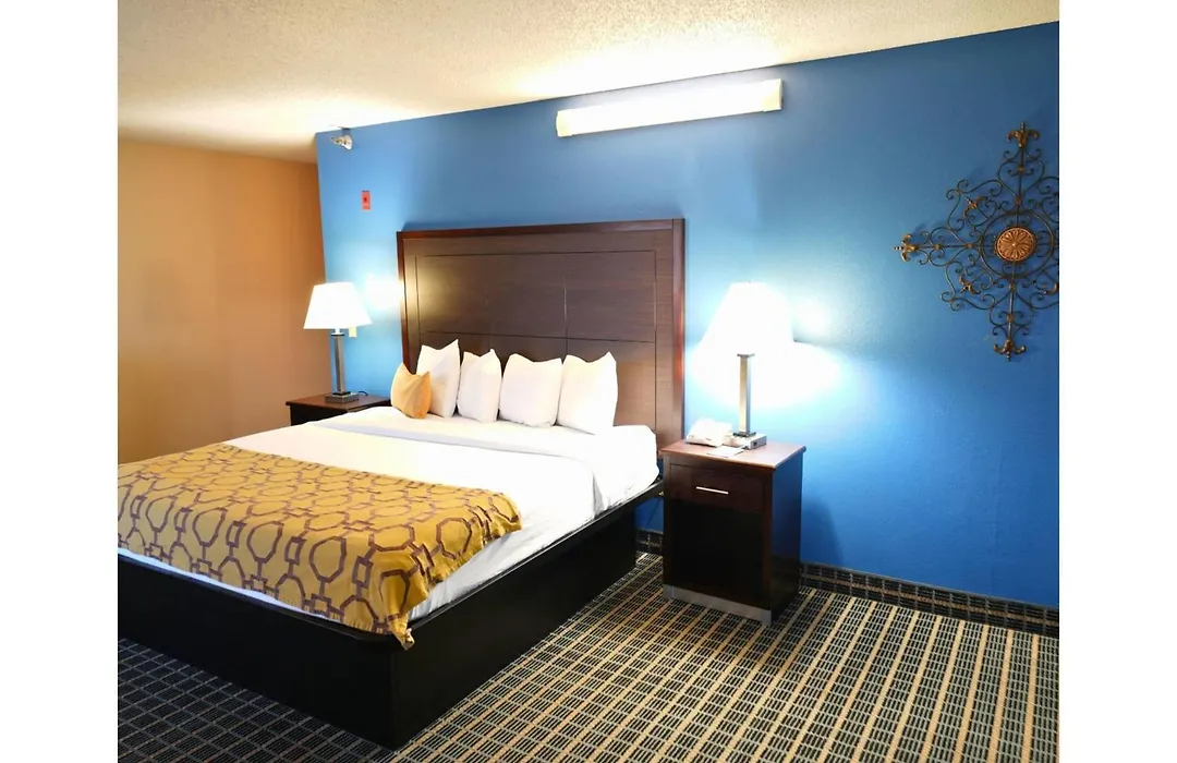 Baymont By Wyndham Marshalltown-1