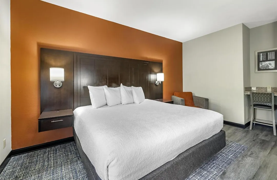 Best Western Plus Lee'S Summit Hotel & Suites-1