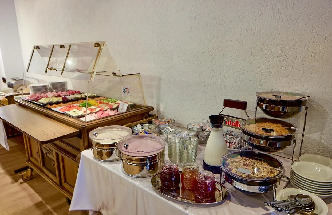 Trip Inn Hotel Krefeld-1