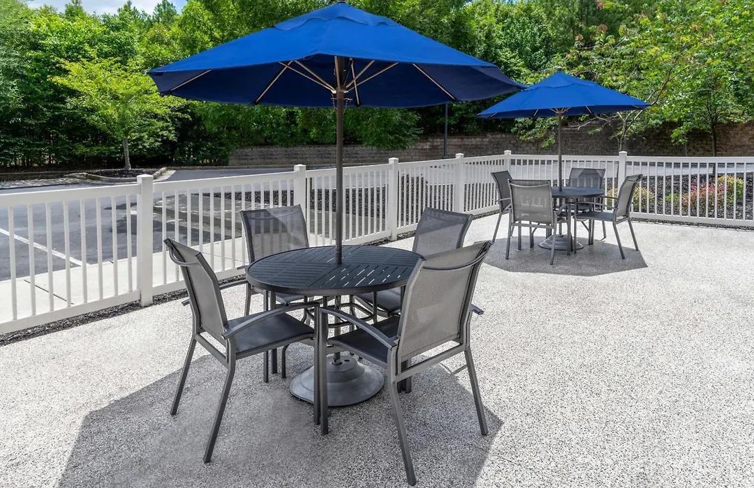 Fairfield Inn And Suites By Marriott Calhoun-1