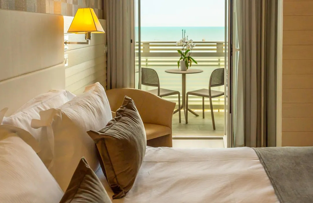 Club Hotel - Fronte Mare con Depandance adiacente-1