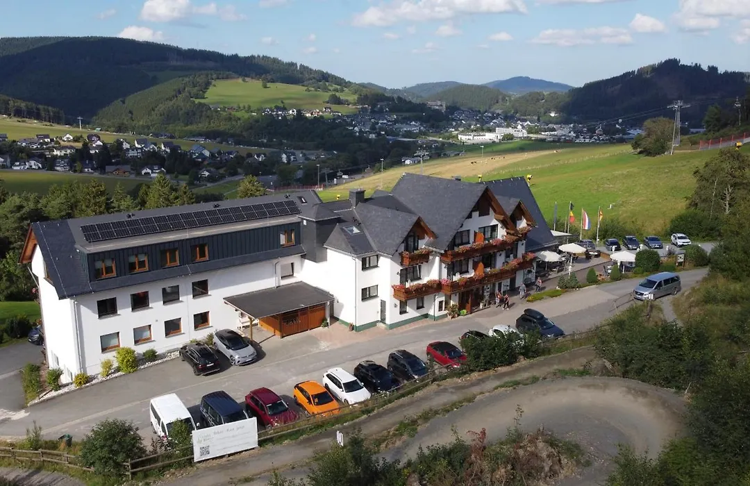 Wald Hotel Willingen-1