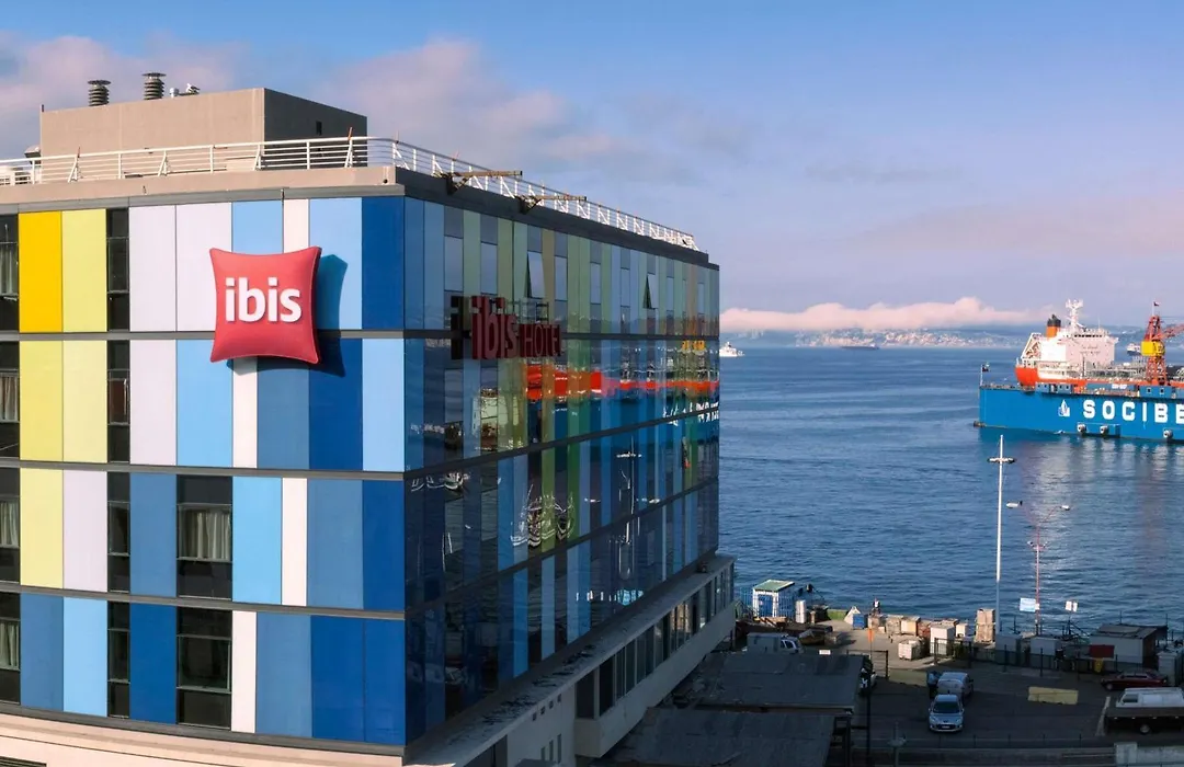 Ibis Valparaiso-1