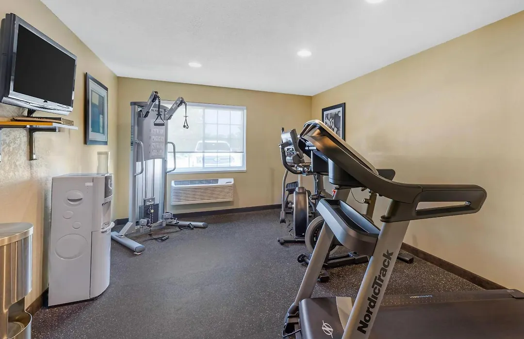 Quality Inn Chesterton Near Indiana Dunes National Park I-94-1