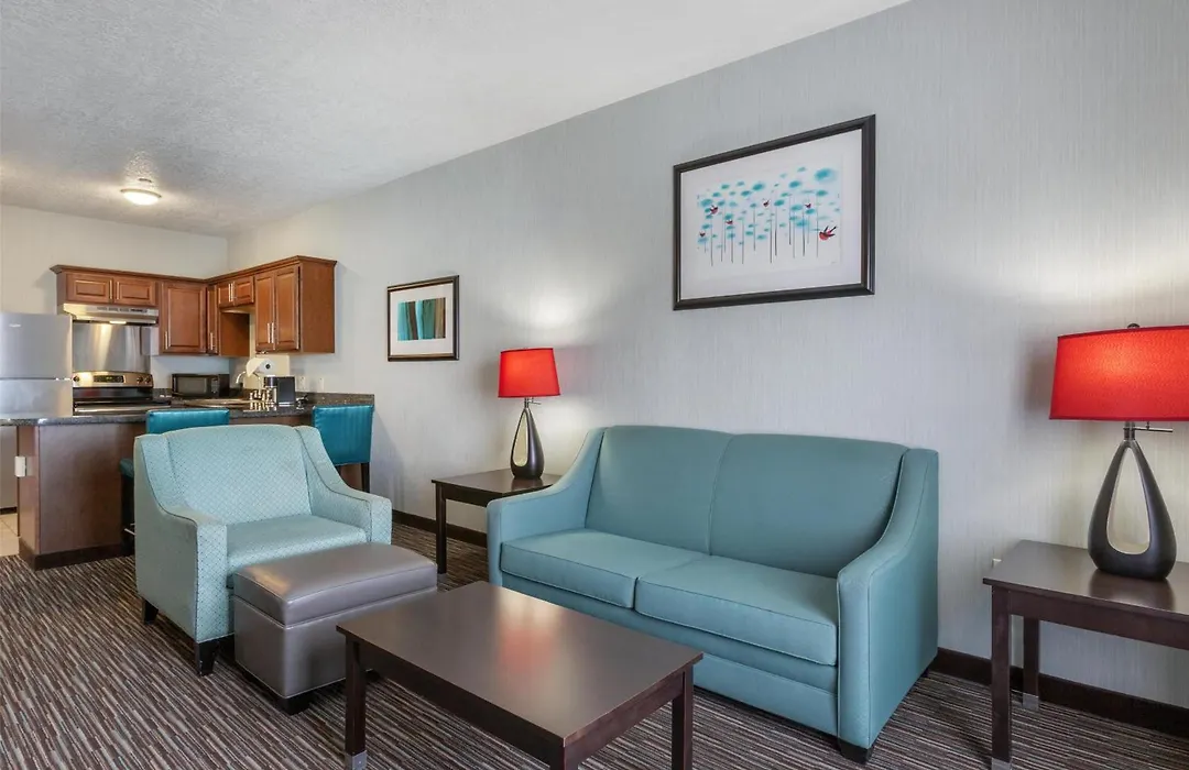 Best Western Plus Gallup Inn & Suites-1