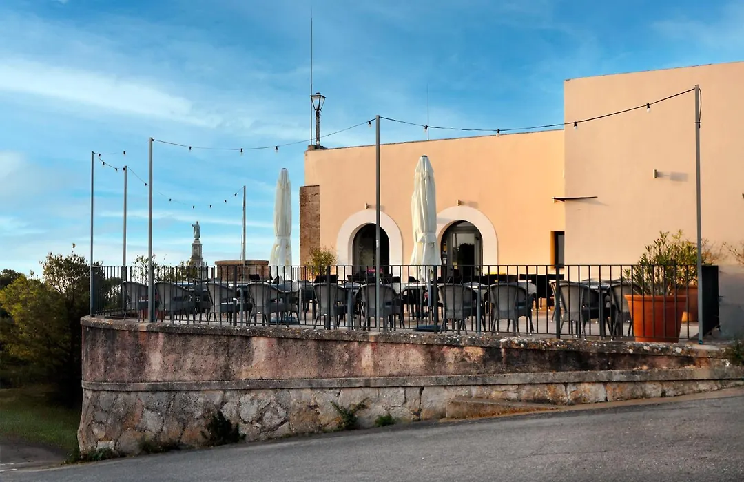 Petit Hotel Hostatgeria Sant Salvador-1