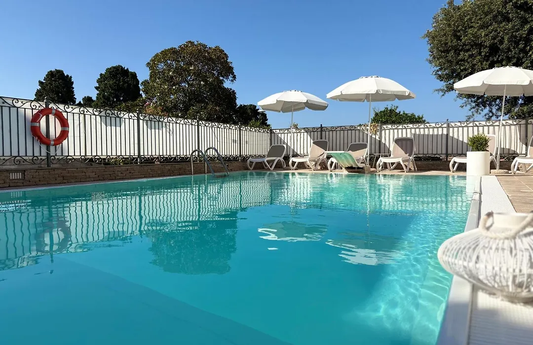 Kairos Tropea Luxury Rooms & Pool-1