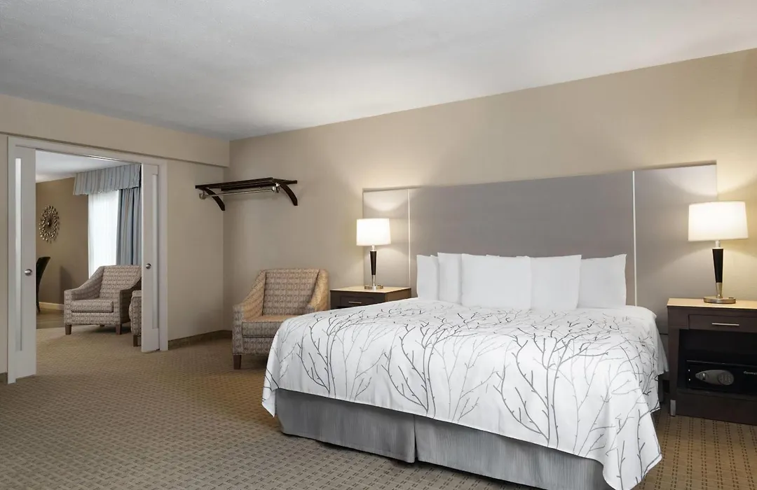 Eastland Suites Hotel & Conference Ctr, Trademark By Wyndham-1