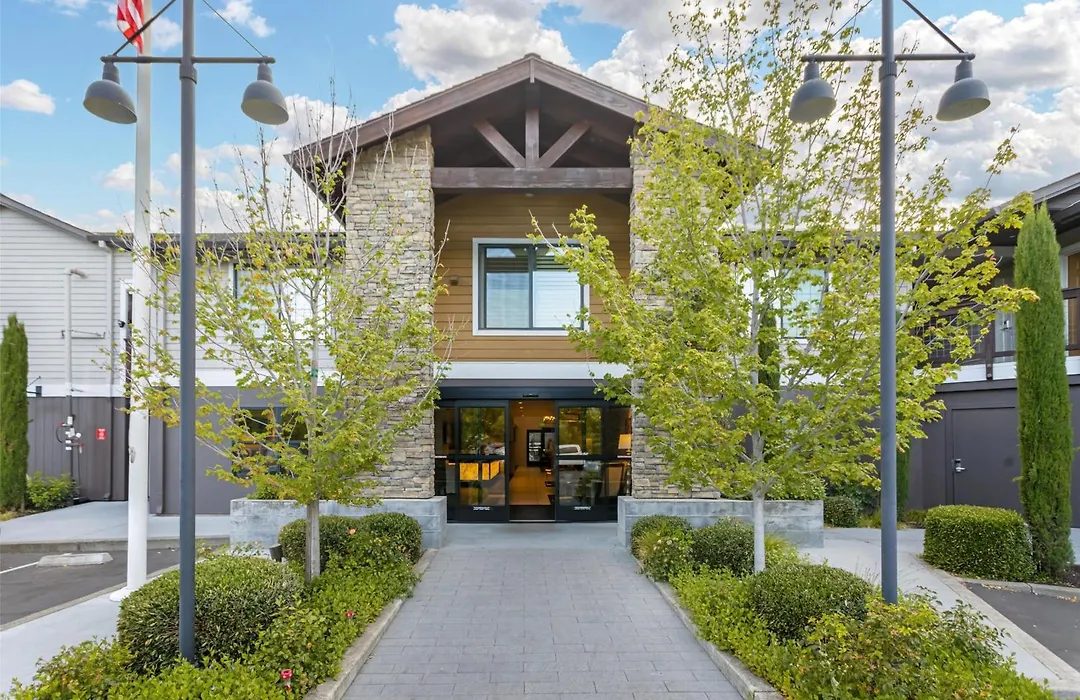 Best Western Plus Stevenson Manor-1