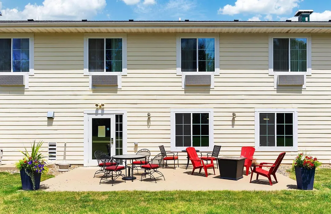Cobblestone Hotel & Suites - Knoxville-1