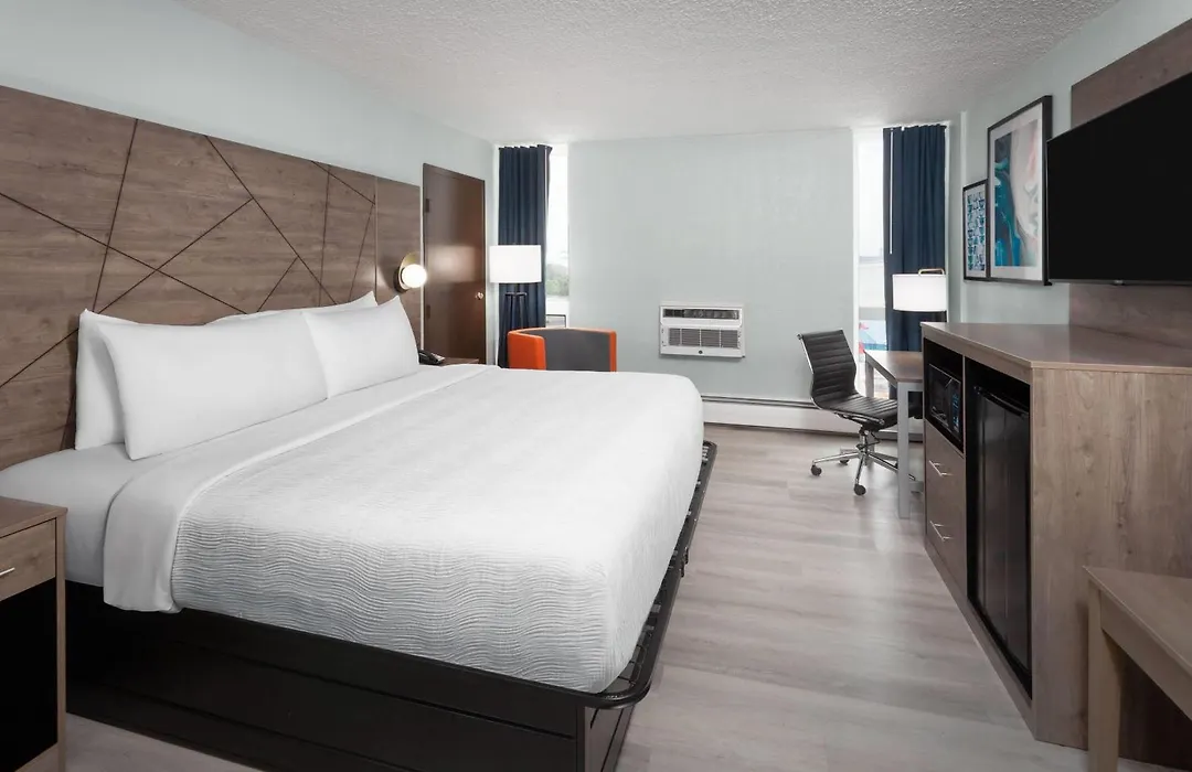 Wingate By Wyndham Sheboygan-1