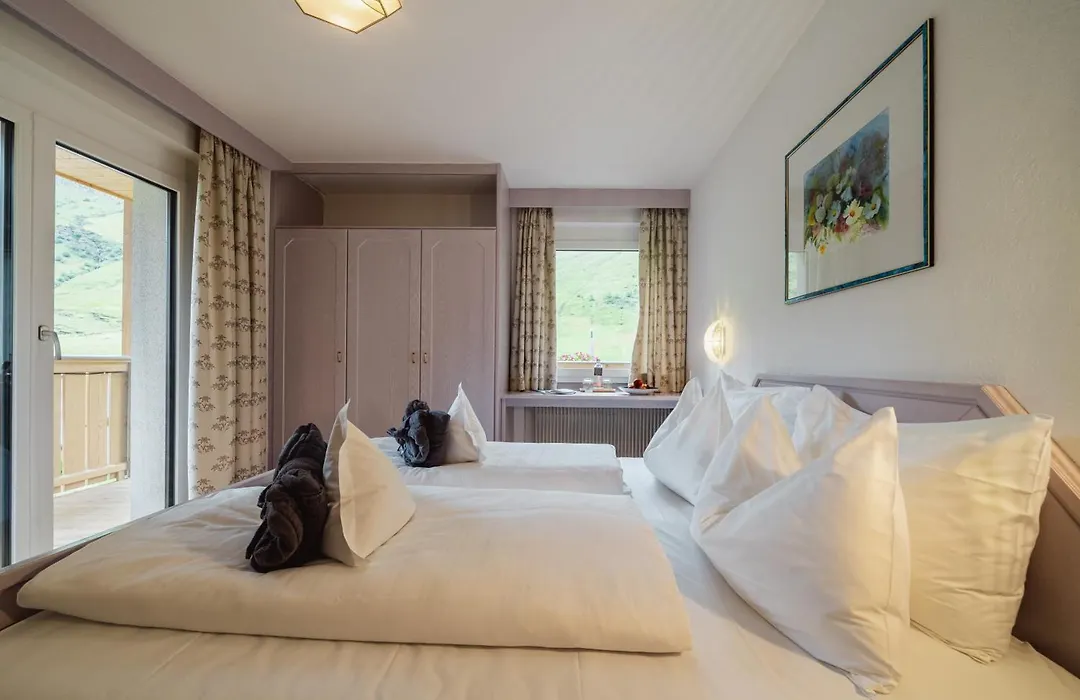 Montresor Hotel Pfeldererhof-1