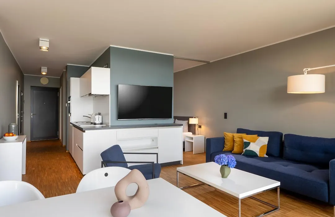 Waveboard Hotel & Boardinghouse-1