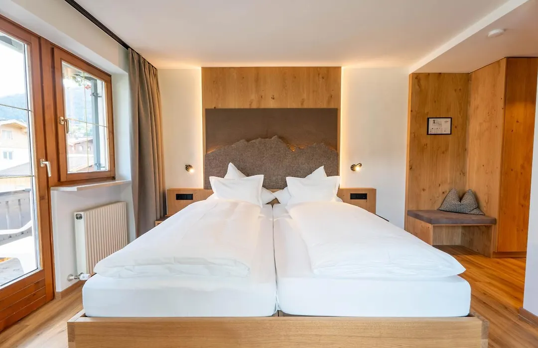 Hotel Edelweiss-1