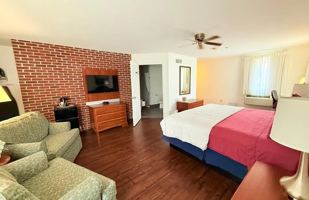Inn At Cemetery Hill-1