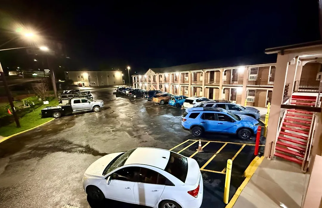 Towne Inn-1