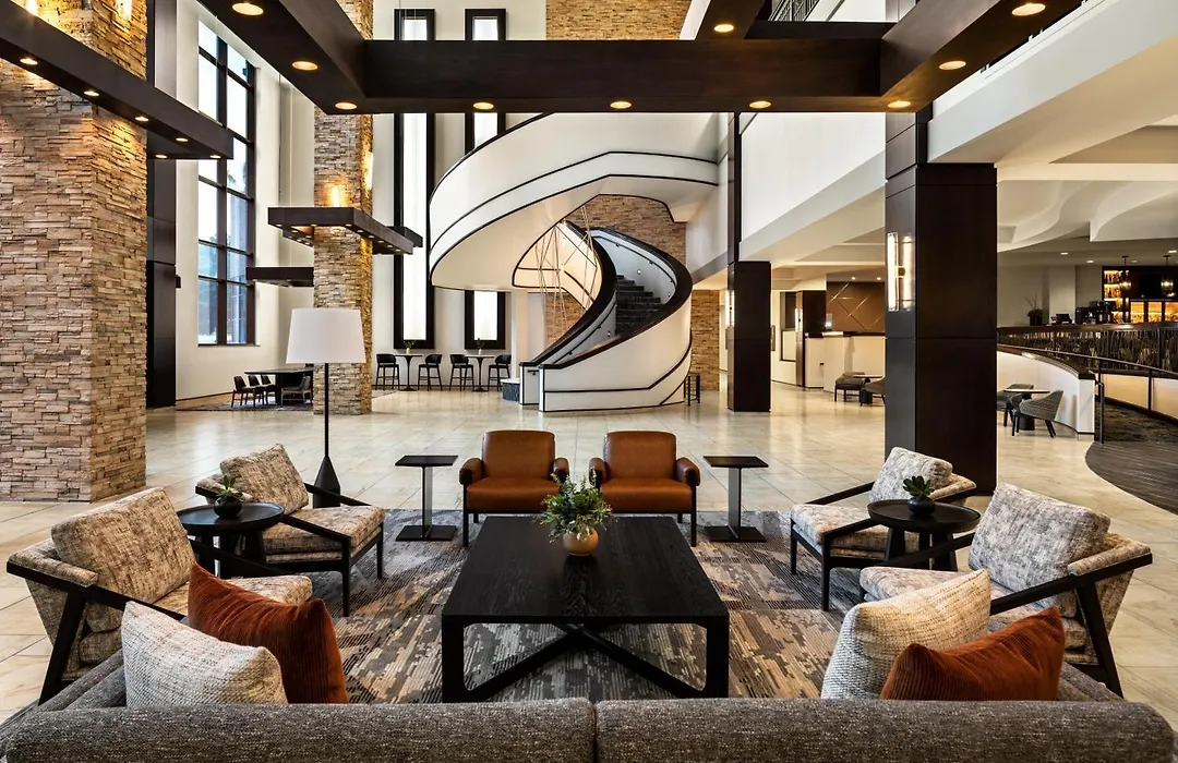 Marriott Bloomington Normal Hotel And Conference Center-1
