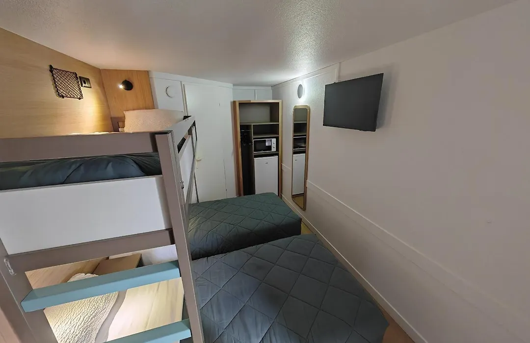 Premiere Classe Lille Sud - Douai Cuincy-1