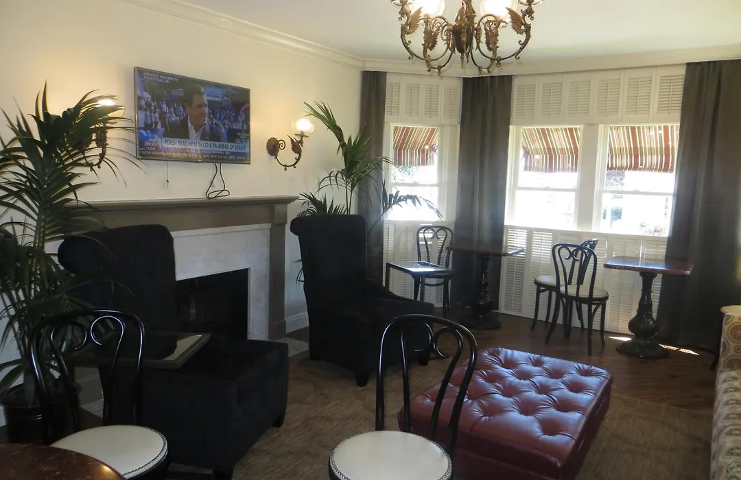 Victorian Inn-1