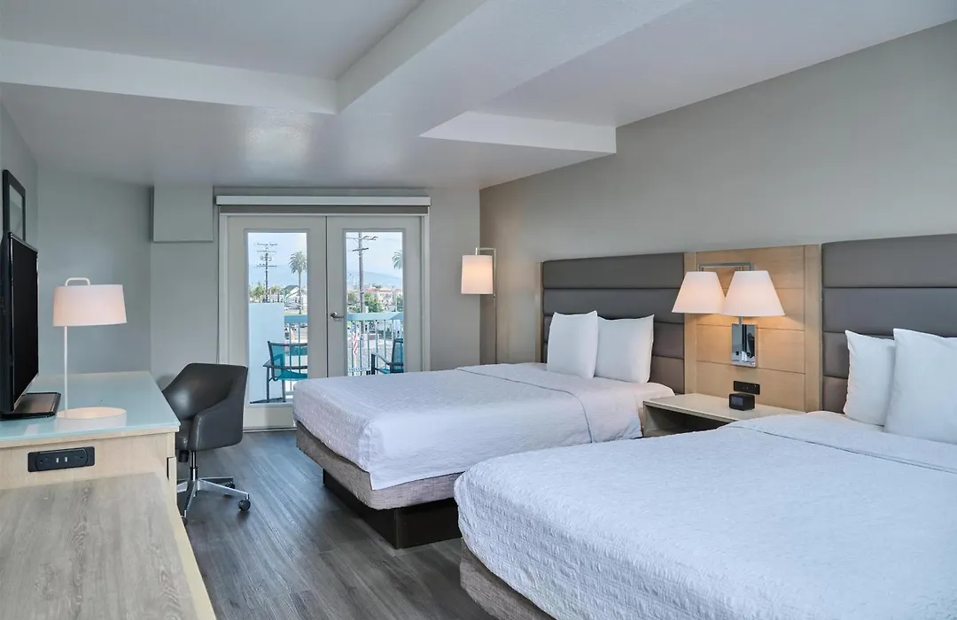 Hampton Inn & Suites Hermosa Beach-1