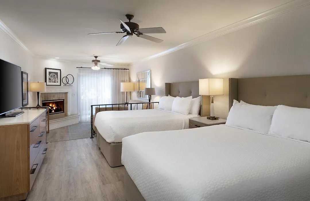 Pelican Inn & Suites-1