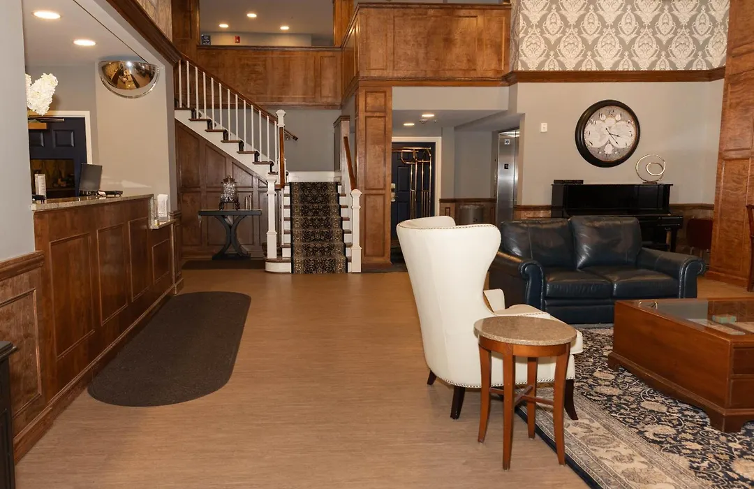 D. Hotel Suites & Spa-1
