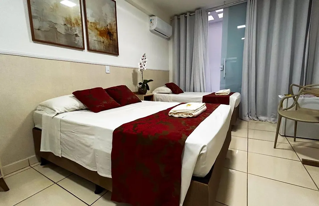 Max Hotel-1