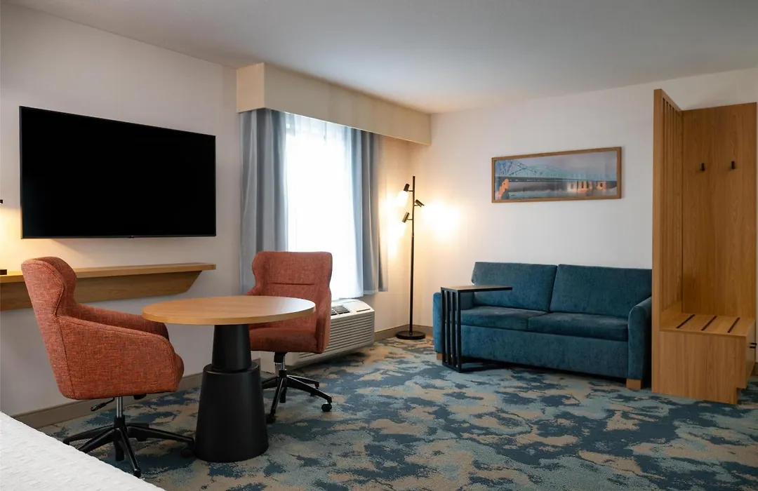 Hampton Inn And Suites La Crosse Downtown-1