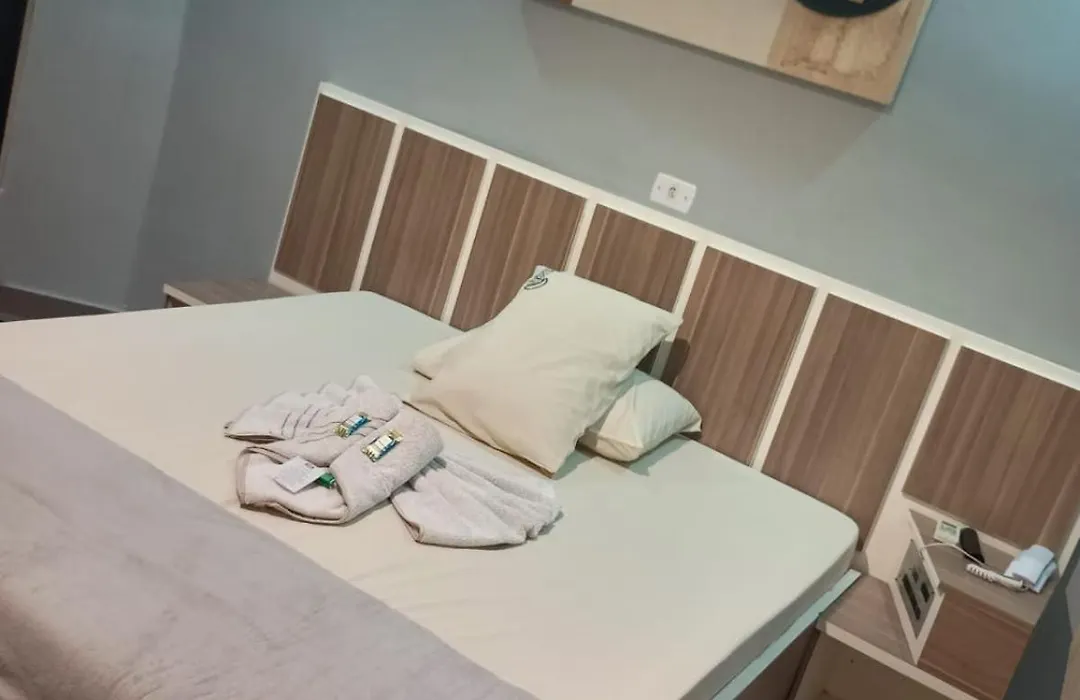 Hotel Off-1