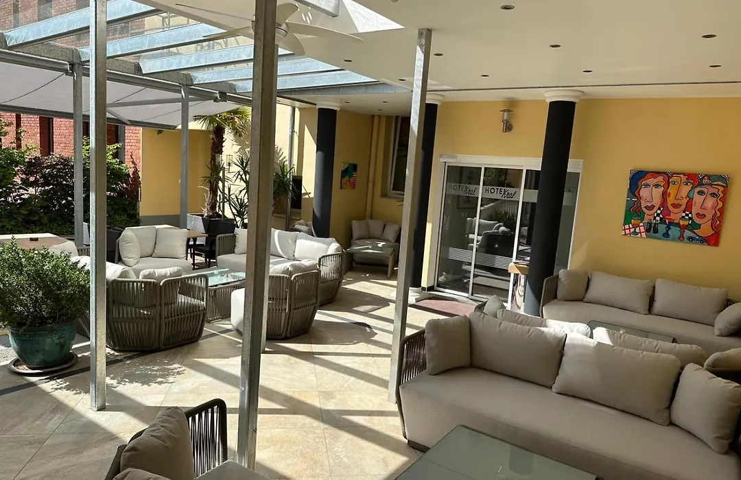 Apartment Hotel KRAL - BUSINESS HOTEL&SERVICED APARTMENTS-1