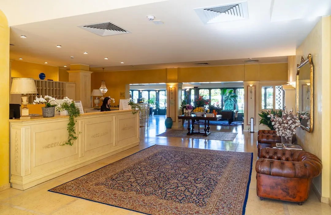 Hotel Spiaggia d'Oro - Charme&Boutique - Garda Lake Collection-1