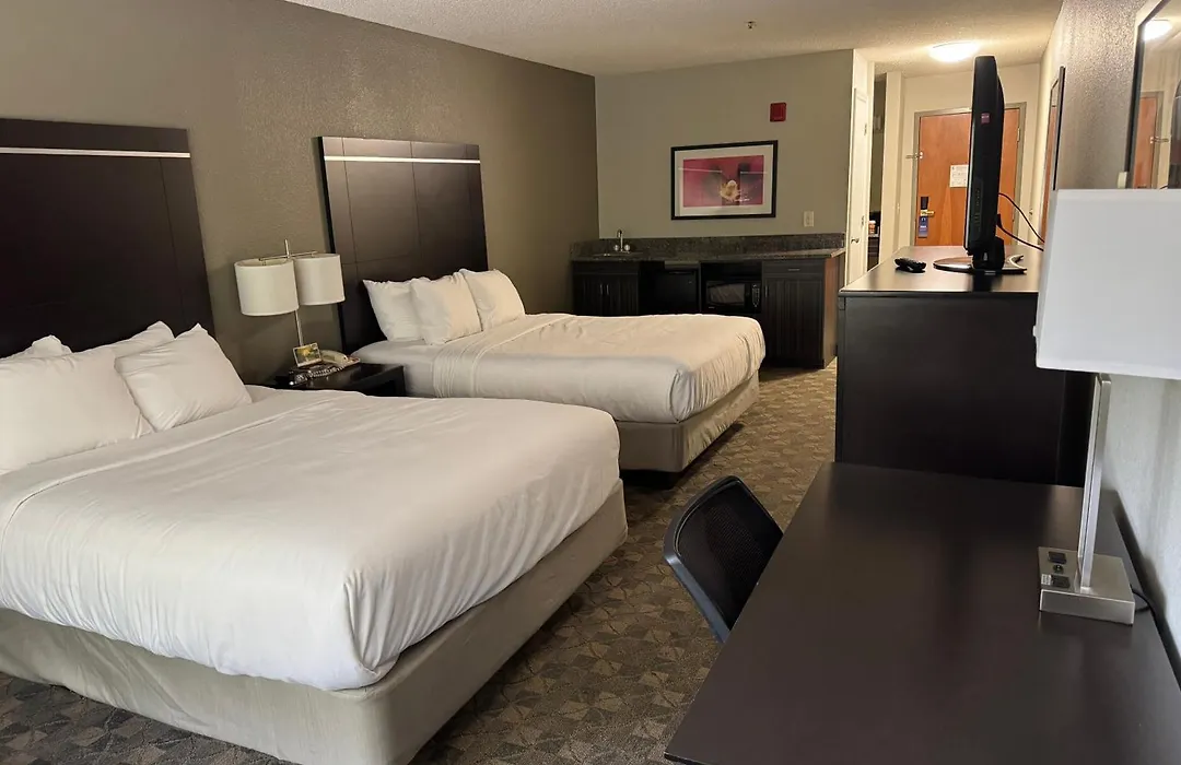 Comfort Inn Huntington Near University Area-1