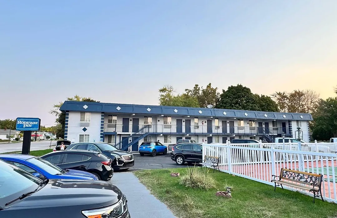 Rodeway Inn St Joseph-1