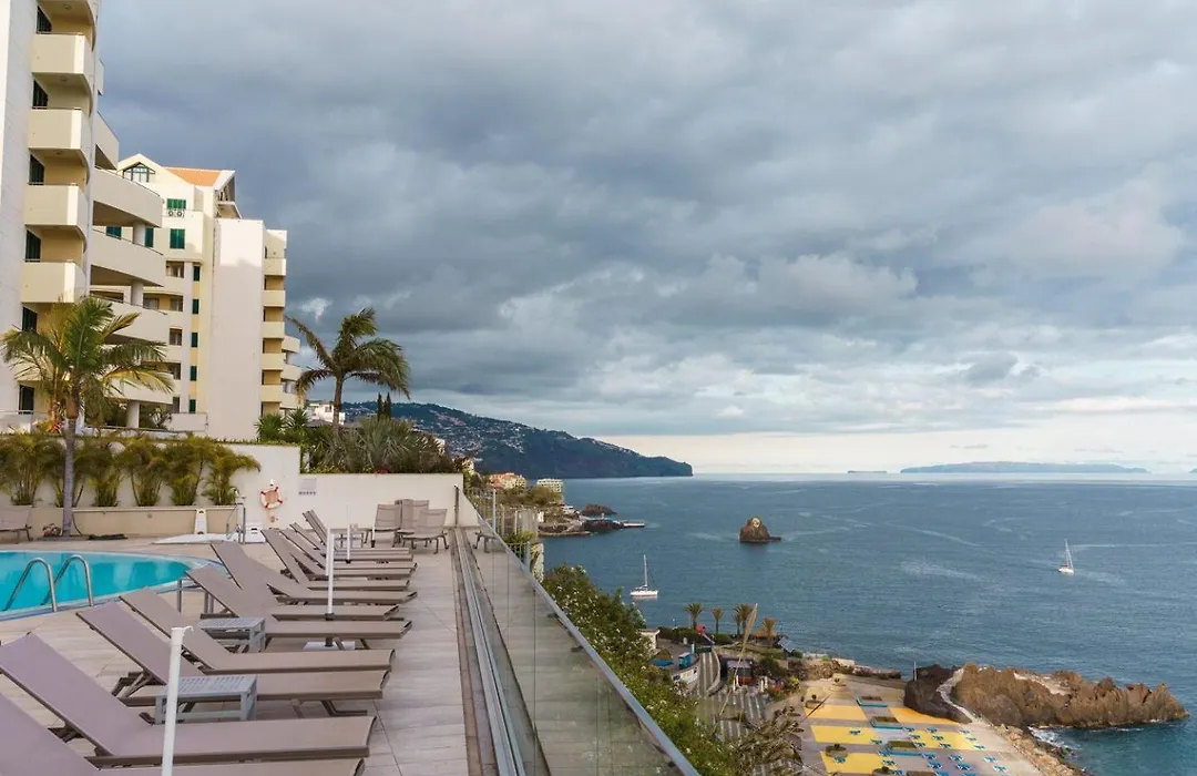 Golden Escape In Funchal-1
