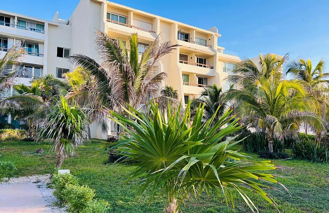 Solymar Beach Condominium-1