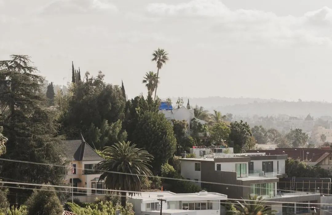 Hollywood Hills Hotel-1