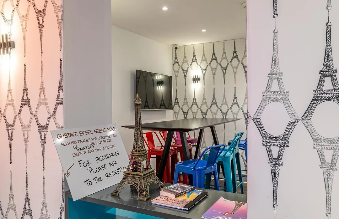 Ibis Styles Paris Eiffel Cambronne-1