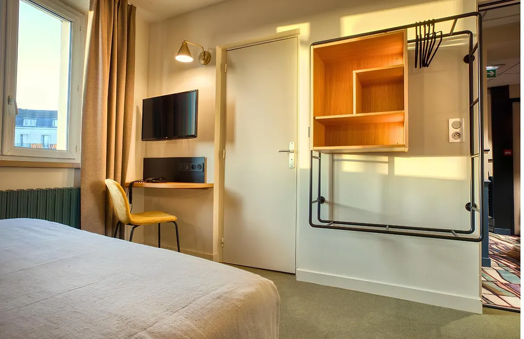 Grand Hotel De La Gare, Angers-1