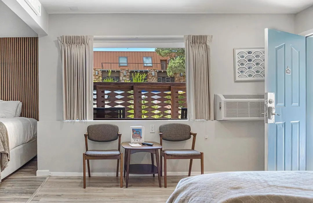 Sedona Uptown Suites-1