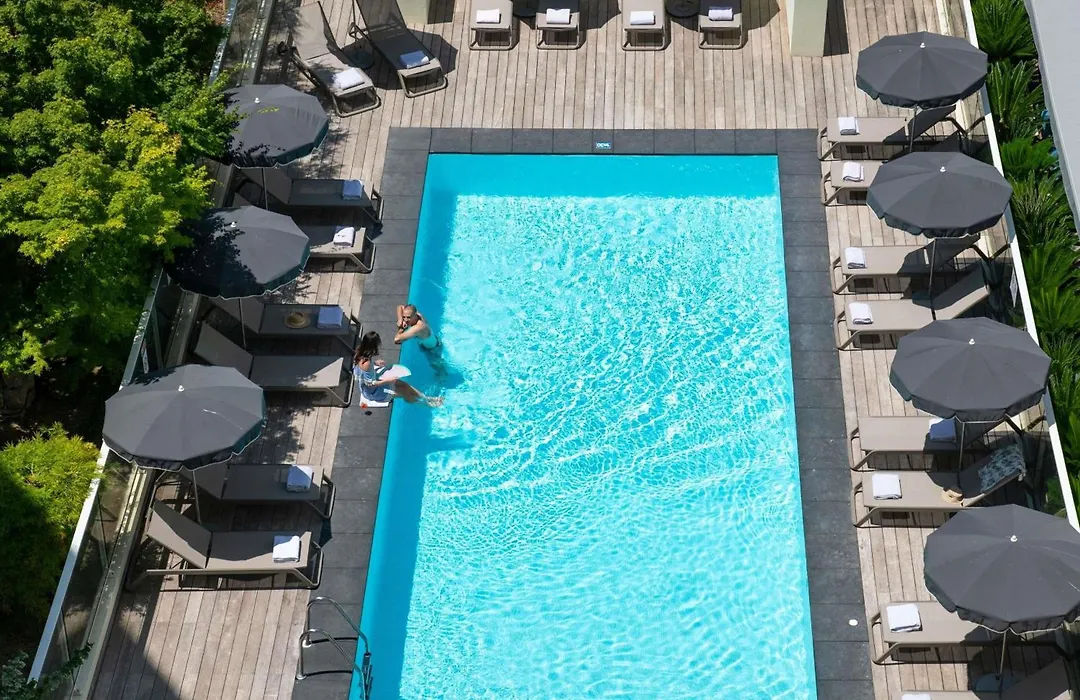 Novotel Suites Nice Airport-1