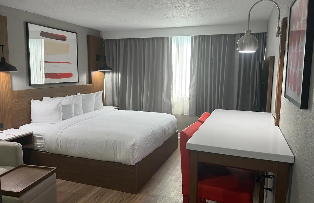Ramada By Wyndham Albuquerque Midtown-1
