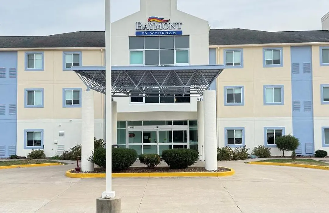 Baymont By Wyndham Kingdom City-1