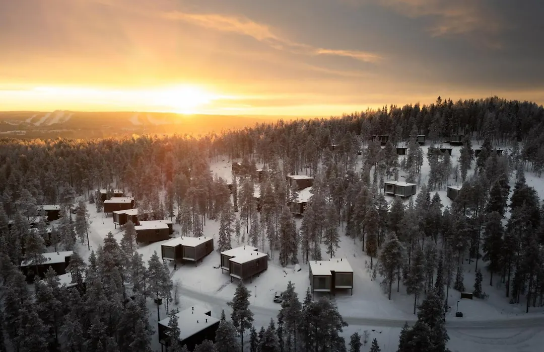 Arctic Treehouse Hotel-1