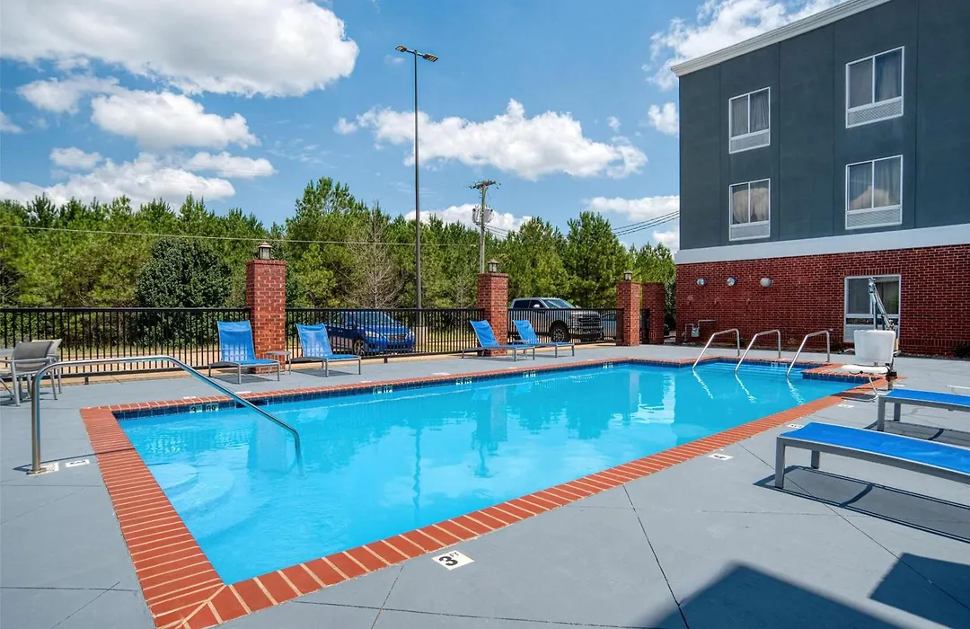 Best Western Plus Philadelphia-Choctaw Hotel And Suites-1
