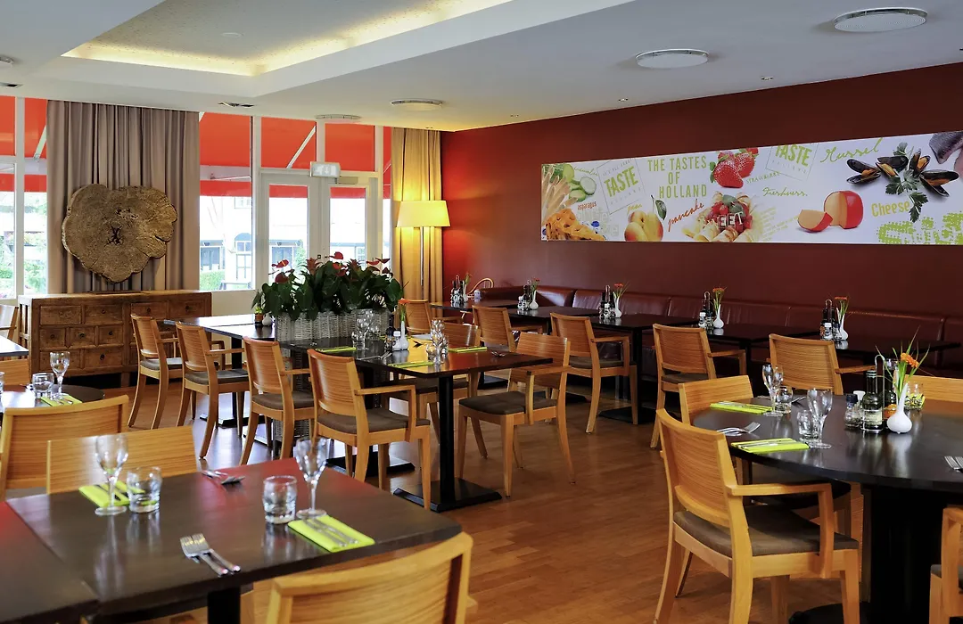 Ibis Utrecht-1